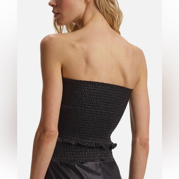 NWOT Commando Faux Leather Ribbed Tube Top Sleeveless Bandeau Size Medium/Large - Picture 2 of 8